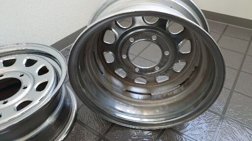 ☆美品・ブラックロ━ド製６穴メッキスチールホイール１５インチ４本セット☆