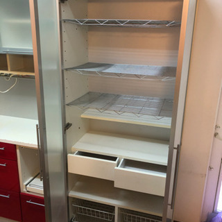 食器棚の画像