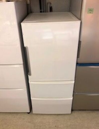 ☆中古 激安！！ AQUA 　アクア　ノンフロン冷凍冷蔵庫　272L　AQR-271E(W) 形　2016年製　幅60cm×奥行き67cm×高さ142cm　　KD069 ￥25800！！