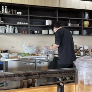 ラーメン屋ホールスタッフ募集の画像