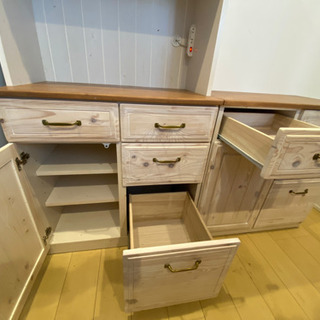 【超美品】ニトリ キッチンボードの画像