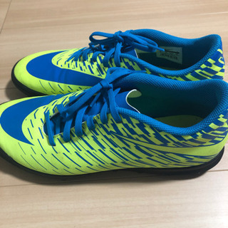 NIKE フットサルシューズ　27cmの画像
