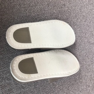 中古品　スリッパの画像