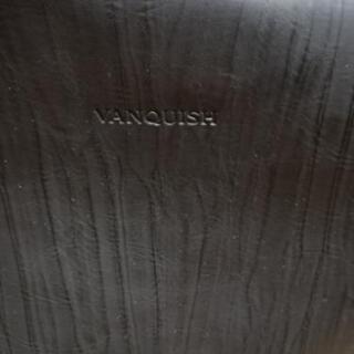 【VANQUISH/ヴァンキッシュ】　オイル加工3ポケット多機能...