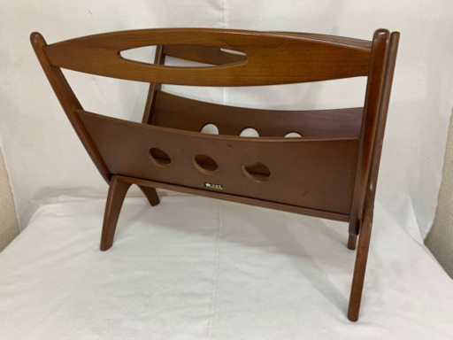【成約御礼】本立【カリモク】木製/ブックスタンド/折りたたみ式/KARIMOKU/FUNITURE/家具[中古品]¥1,100