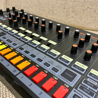 現金手渡し可！RHYTHM DESIGNER RD-8 (ほぼ新品)