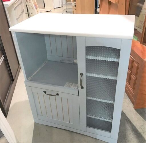 ２　レンジボード　750×410×900　ブルー＆ホワイトカラー　小型　コンセント付き　食器棚　家具　住まい