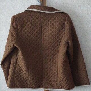 ⭐️値下げ‼️レディースキルトジャケットの画像