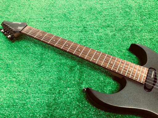 フェルナンデスFGZ400(?) お値下げ！ハードロッカーに最適！ 硬派でパワー感溢れるPU搭載！ 薄いネック、低弦高で速弾きも弾きやすい / しかもお得な3点セット！/  ‘90年代 ギターアンプ、シールドセット