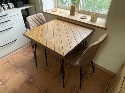 カフェテーブル【未使用】