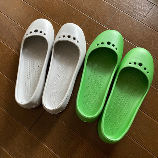 試着のみ　2足　クロックス　パンプス　9 24.5〜25