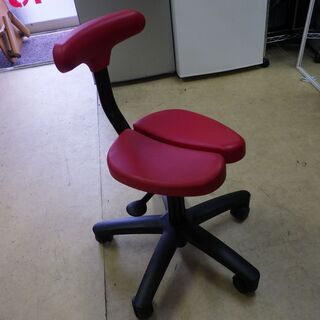 美品ayurchair/アーユル・チェアー キャスタータイプ レッド オクトパス 対象身長150cm～ 学習イス オフィスチェア 美姿勢 　 札幌市豊平区美園 リサイクルショップニコニコFACTORY