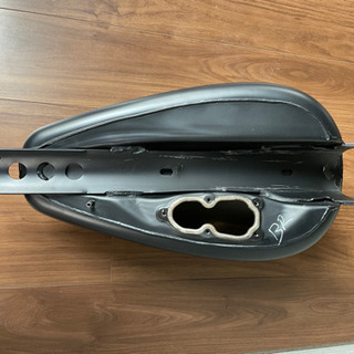 xl883n タンク　ハーレー xl883n 純正タンクの画像