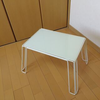 ローテーブル（白）