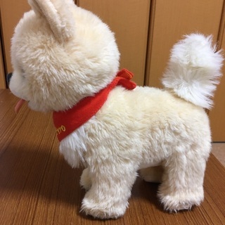 動く犬のぬいぐるみの画像