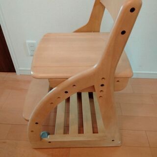 学習　椅子の画像
