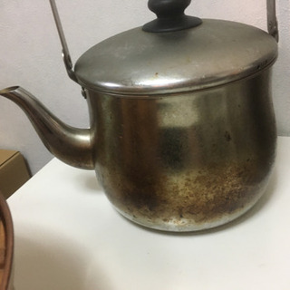 お鍋各種一つ100円から残り2点の画像