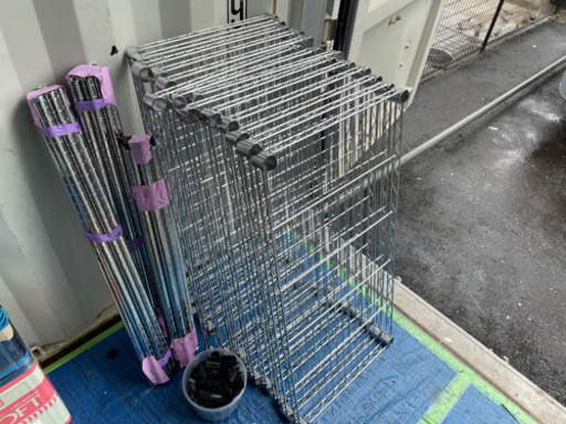 受け渡し予定あり　メタルラック　アルミラック　アイリスオーヤマ　5段✖️2  4段✖️1 バラ売り不可