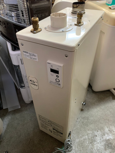233☆ 長府　石油給湯機　2016年製　ボイラー　IB-3865F