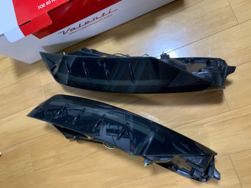 VALENTI テールランプ VOXY NOAH