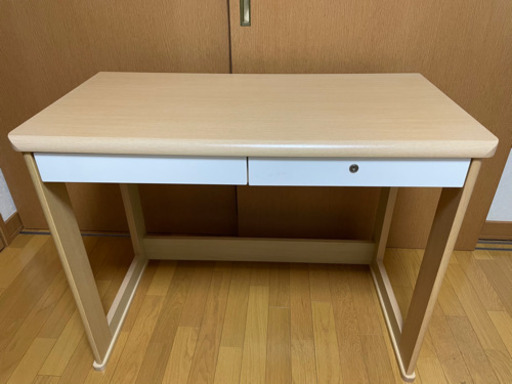 【美品】（場所によっては近くまでお届けします）『学習机　売ります！』