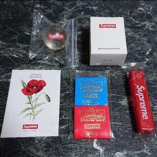 【お取り引き決定】supremeノベルティー6点+ボックスロゴス...