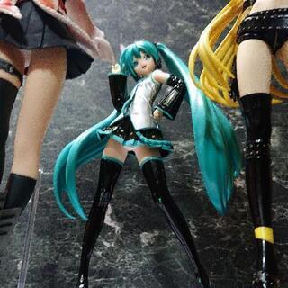 【お取り引き決定】フィギュア3体 初音ミク 他■ネット決済/全国配送に変更可
の画像