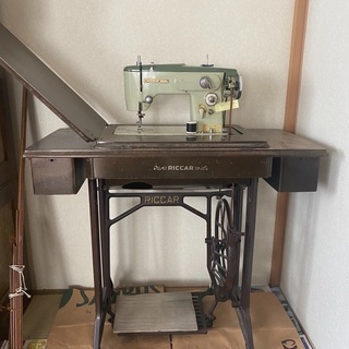 古いミシン差し上げます