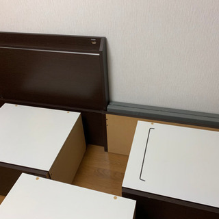 シングルベッド（収納あり）無料で譲ります。