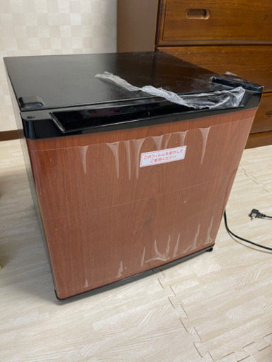 値下げ可！　アイリスプラザ 1ドア 冷蔵庫 46L 右開き (幅47cm) 木目調 ダークウッド PRC-B051D-M