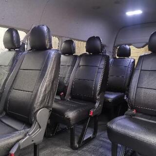 ハイエースグランドキャビン 10人乗りの画像