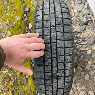 ホイール付き冬タイヤ　溝あり　軽の画像