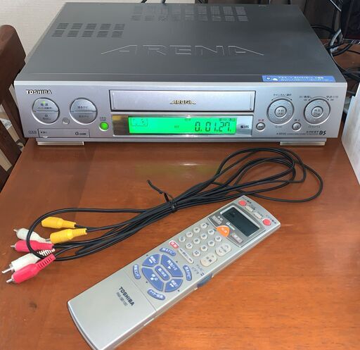 S-VHSビデオデッキ　東芝A-SB100（美品、純正備品一式有り）