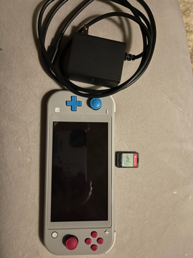 任天堂Switchライト　ザシアンザマゼンタ本体　あつ森付き