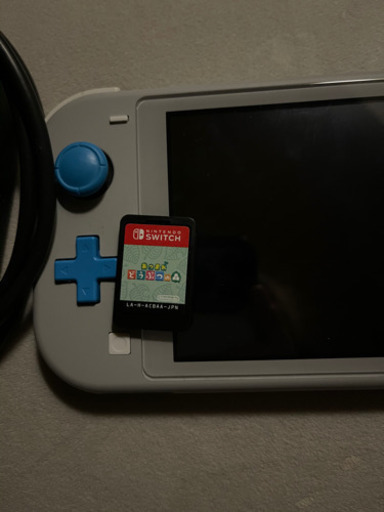 任天堂Switchライト　ザシアンザマゼンタ本体　あつ森付き