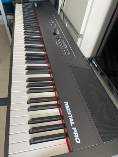 取引完了電子ピアノ88鍵盤　新品同様