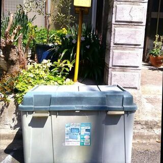 ワイドストッカー（収納箱）差し上げます