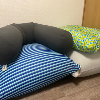 【近隣の方配達します】yogibo ヨギボ　まとめ売り zoola mini support の画像