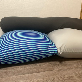 【近隣の方配達します】yogibo ヨギボ　まとめ売り zoola mini support の画像