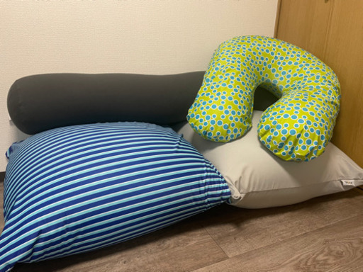 【近隣の方配達します】yogibo ヨギボ　まとめ売り zoola mini support