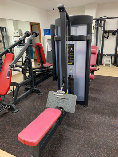 トレーニング器具　シーテッドロウイング