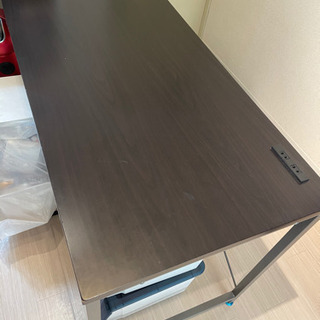 デスク　120サイズ コンセント付きの画像