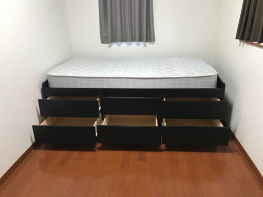 大型収納付き　シングルベッド　値段交渉可