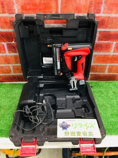 MAX TJ-35P2-BC/40A 充電式ピンネイラ【リライズ野田愛宕店】【店頭取引限定】【中古】【管理番号：IT9NYUMF1W0O】