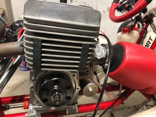 レーシングカート(カデット)　ビレル(birel ART C28-Y)　ヤマハ(YAMAHA KT100SEC)