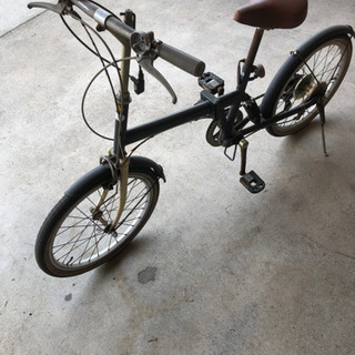 折りたたみ自転車の画像