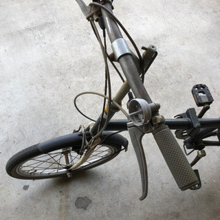 折りたたみ自転車の画像