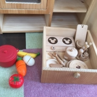トッドル おままごとキッチン おままごとセット付の画像