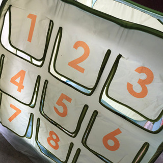 おもちゃの画像