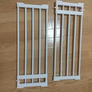 【中古】つっぱり棚　2個